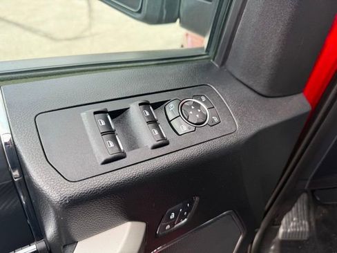 Used 2018 Ford F150 Lariat image 17