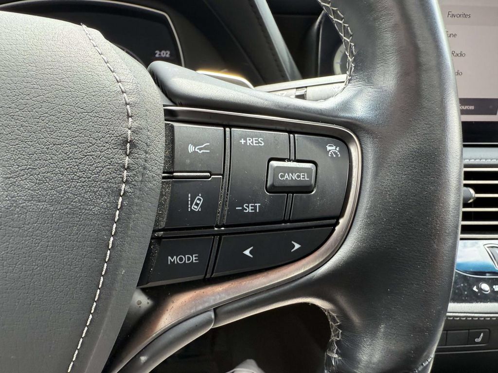Used 2023 Lexus LS 500 AWD w/ Interior Upgrade Package image 21