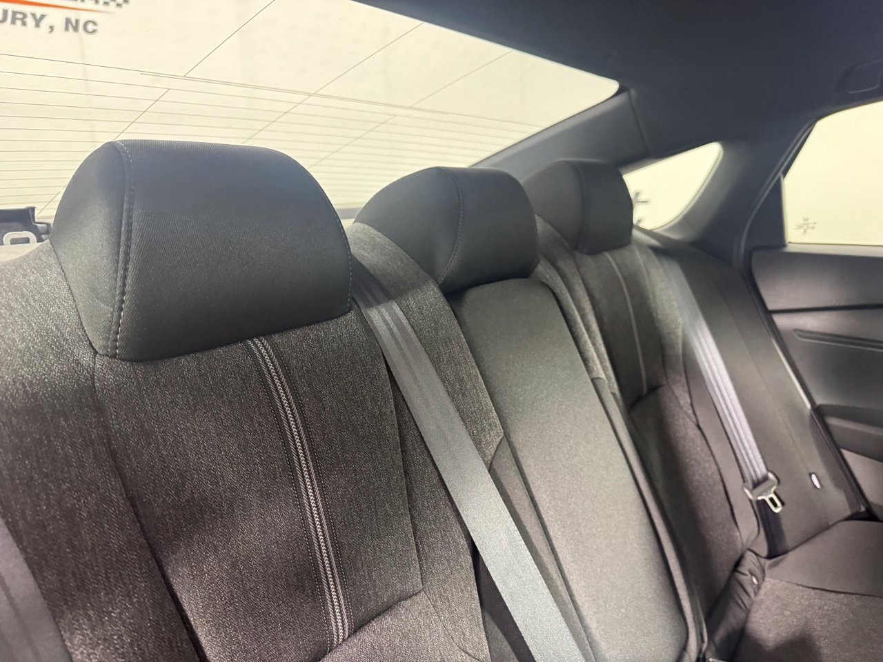 Used 2025 Honda Accord Sport image 32