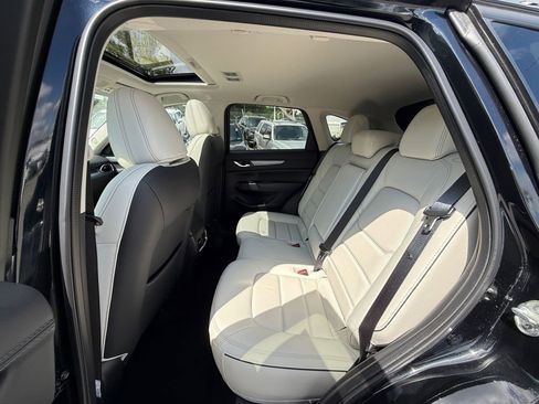 Used 2025 MAZDA CX-5 AWD 2.5 S w/ Preferred Package image 23