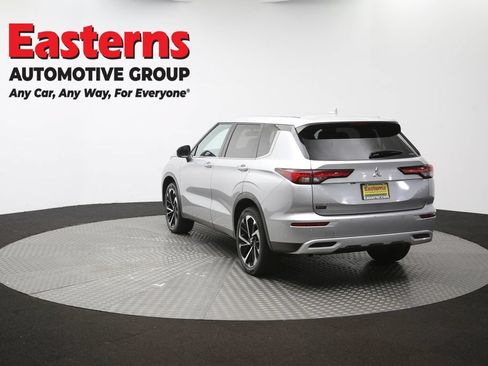 Used 2024 Mitsubishi Outlander SE AWD/4WD image 66