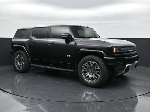 Used 2024 GMC Hummer EV 3X AWD/4WD image 3