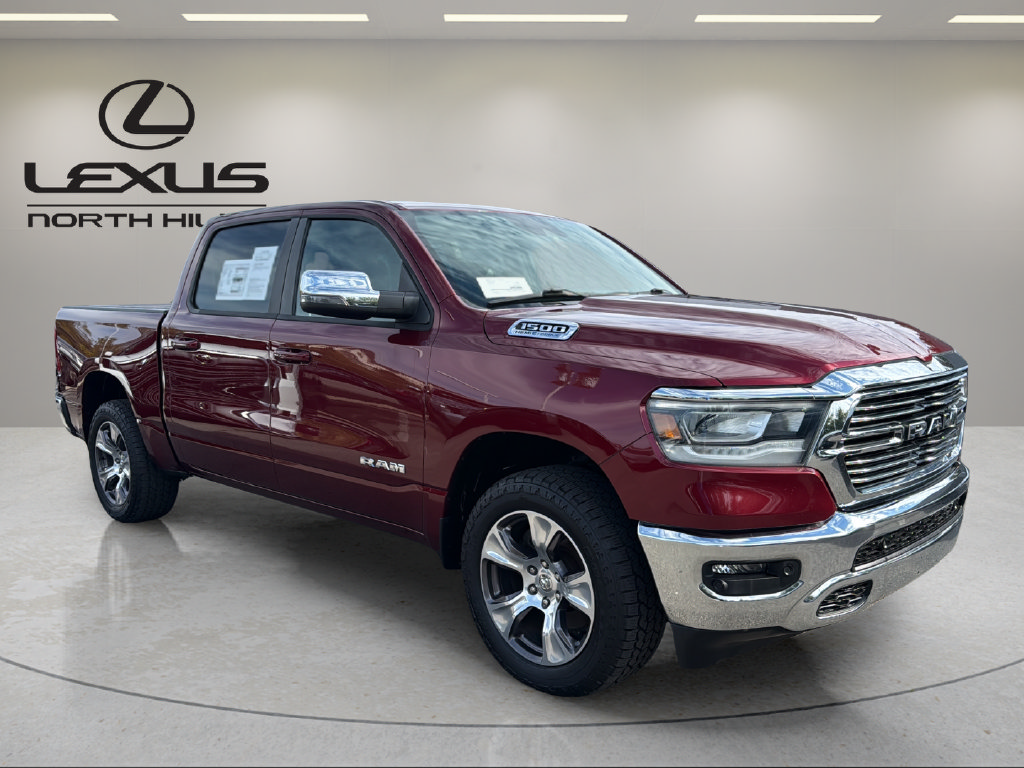 Used 2023 RAM 1500 Laramie AWD/4WD image 4