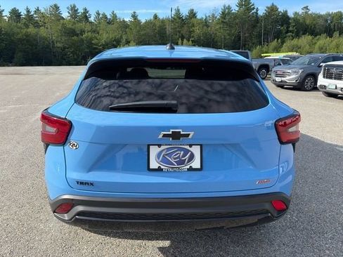 Used 2024 Chevrolet Trax RS w/ Driver Confidence Package FWD image 5