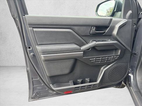 Certified 2026 Toyota Tacoma SR5 AWD/4WD image 11