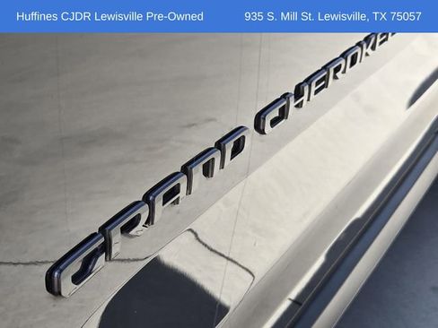 Used 2023 Jeep Grand Cherokee L Laredo image 10