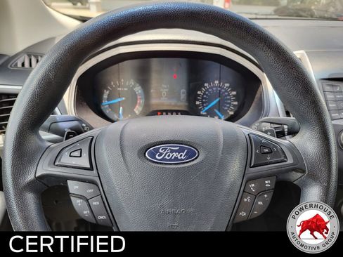 Used 2018 Ford Edge SE FWD image 32