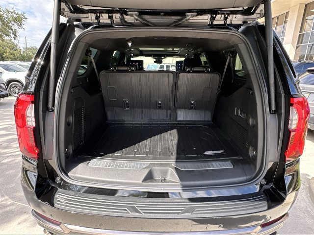 Certified 2025 GMC Yukon XL AT4 Ultimate AWD/4WD image 34