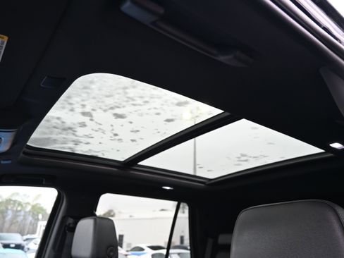 Used 2021 Chevrolet Tahoe LT image 5