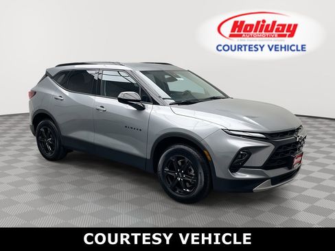 New 2026 Chevrolet Blazer LT w/ Convenience Package AWD/4WD image 1