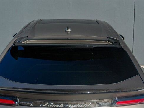 Used 2024 Lamborghini Urus Performante image 43