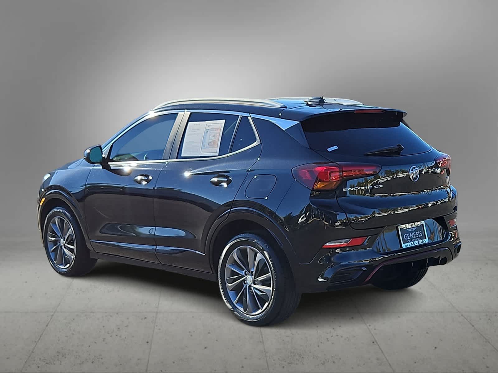 Used 2023 Buick Encore GX Select w/ Sport Touring Package FWD image 6