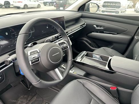 New 2026 Hyundai Tucson Limited image 9