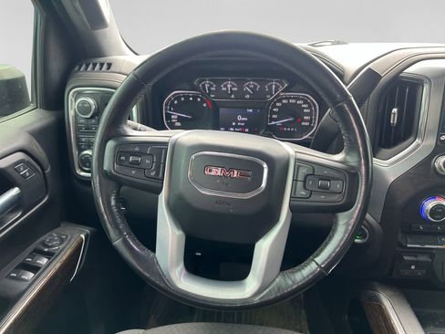 Used 2021 GMC Sierra 1500 Elevation w/ X31 Off-Road Package AWD/4WD image 15