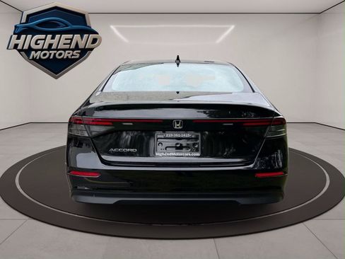 Used 2025 Honda Accord SE image 5
