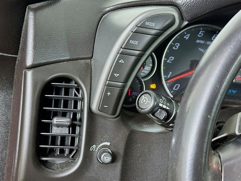 Used 2007 Chevrolet Corvette Coupe w/ Preferred Equipment Group image 17