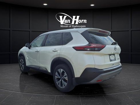 Used 2023 Nissan Rogue SV AWD/4WD image 5