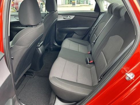 Used 2023 Kia Forte LXS w/ LXS Technology Package FWD image 13
