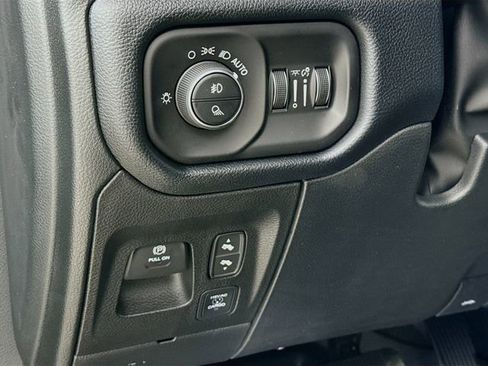 New 2026 RAM 1500 Big Horn AWD/4WD image 10