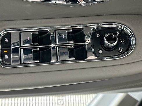 Used 2023 Bentley Continental GT S image 18