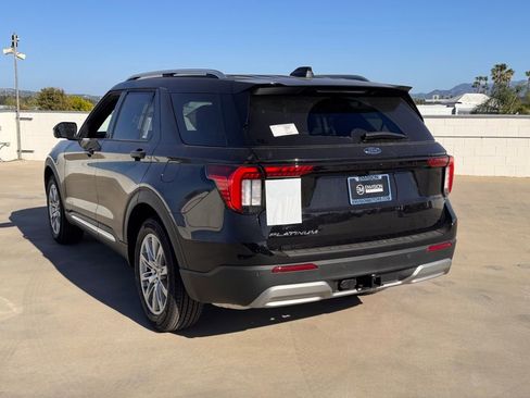 New 2026 Ford Explorer Platinum image 10