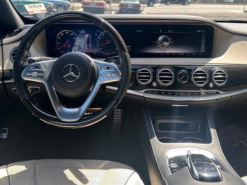 Used 2020 Mercedes-Benz S 450 Sedan w/ AMG Line Exterior image 21