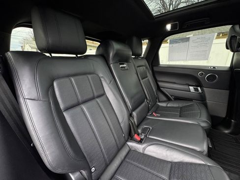 Used 2019 Land Rover Range Rover Sport HSE Dynamic image 33