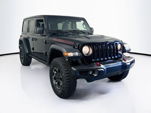 Used 2023 Jeep Wrangler Unlimited Rubicon w/ Cold Weather Group AWD/4WD image 3
