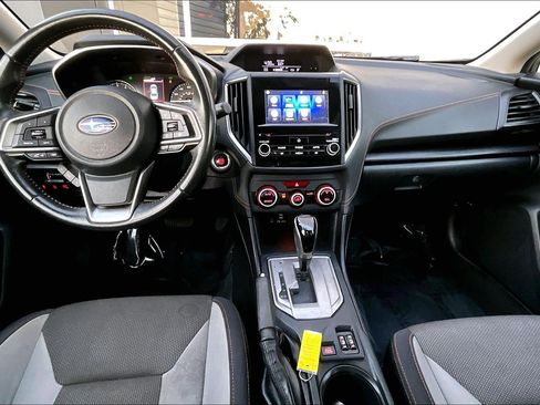Used 2021 Subaru Crosstrek 2.0i Premium w/ Moonroof Package image 15