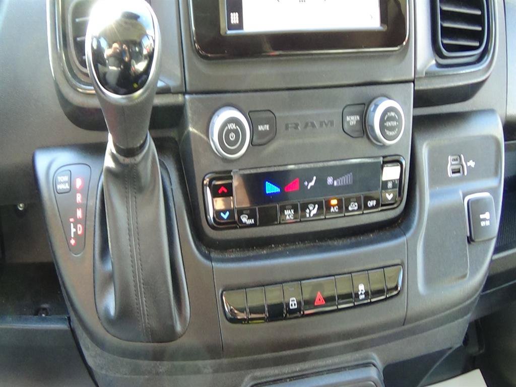 Used 2025 RAM ProMaster 2500 FWD image 21