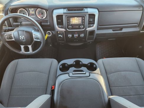 Used 2024 RAM 1500 Classic SLT image 27