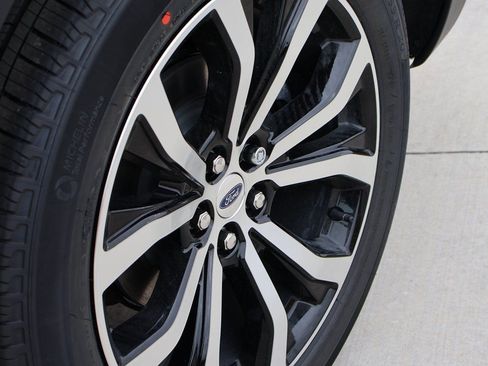 New 2026 Ford Explorer ST-Line image 41