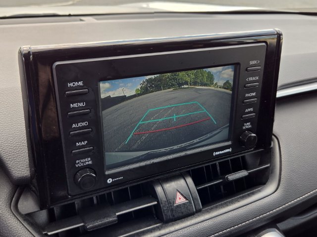 Used 2021 Toyota RAV4 LE FWD image 21