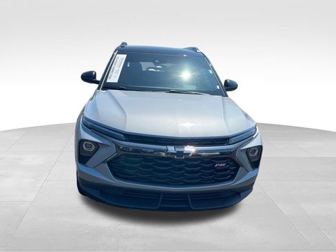 Used 2025 Chevrolet TrailBlazer RS w/ Driver Confidence Package FWD image 8