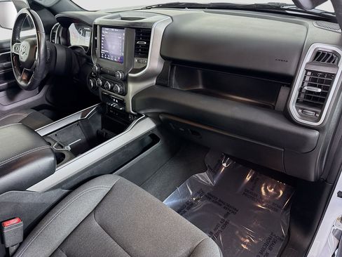 Used 2019 RAM 1500 Big Horn image 30