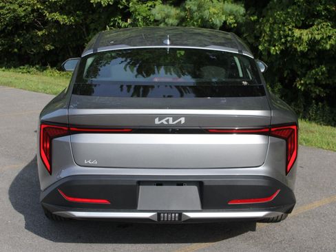 New 2026 Kia K4 FWD image 6