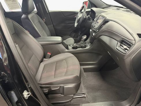 Used 2022 Chevrolet Equinox RS AWD/4WD image 10