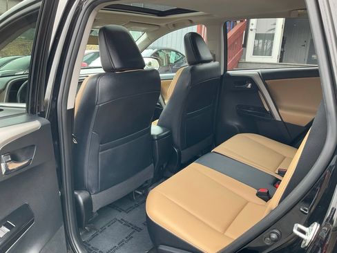 Used 2017 Toyota RAV4 Limited w/ Advanced Technology Package FWD image 31