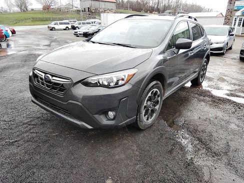Used 2021 Subaru Crosstrek 2.0i Premium image 1