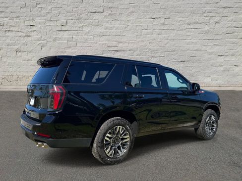 Used 2025 Chevrolet Tahoe Z71 AWD/4WD image 5