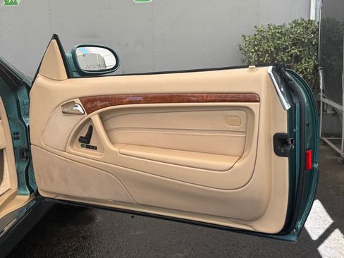 Used 1999 Mercedes-Benz SL 500 image 24