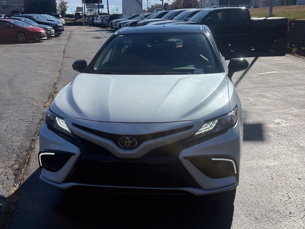 Used 2023 Toyota Camry XSE FWD image 13