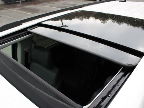 New 2025 Ford Expedition Max Active image 9