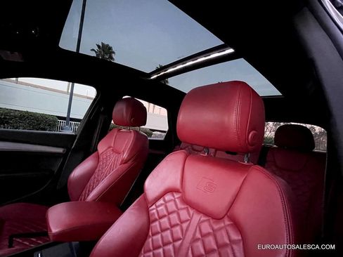 Used 2019 Audi SQ5 Premium Plus w/ Premium Plus Package image 18