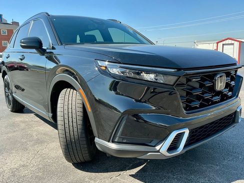 Used 2023 Honda CR-V Sport Touring image 3