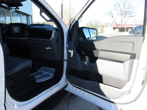 Used 2023 Ford F150 XL w/ Trailer Tow Package image 26