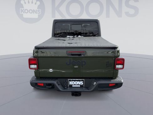 Used 2021 Jeep Gladiator Willys image 24