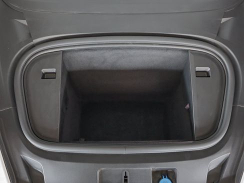 Certified 2023 Porsche Taycan RWD image 25