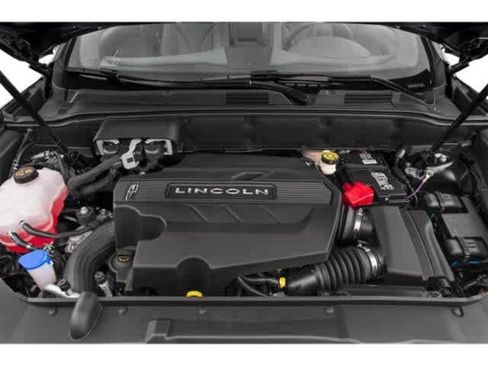 Used 2020 Lincoln Nautilus Reserve image 12