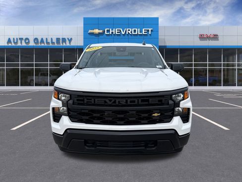 Certified 2025 Chevrolet Silverado 1500 W/T w/ WT Value Package image 2